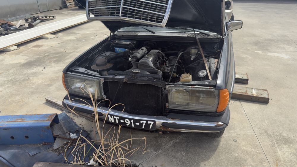 Mercedes benz 240d