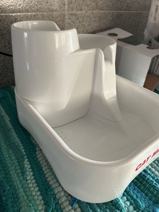 Bebedouro fonte animais gato cão Cat Mate 2 litros