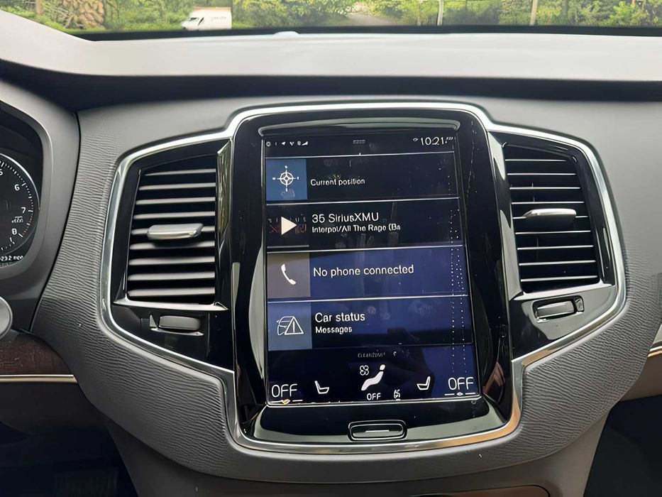 Volvo XC90      2017