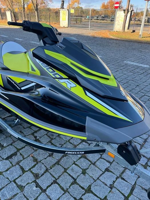 Super skuter YAMAHA GP1800R HO