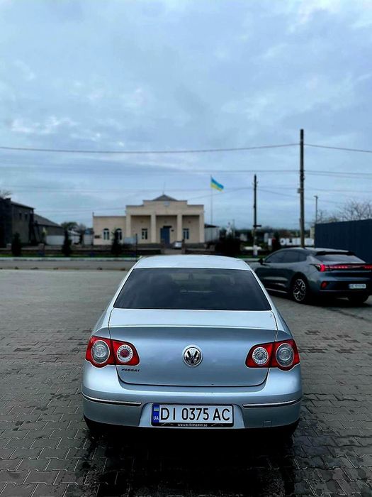 Продам
Авто в нормальному состоянии пороги и днище ок есть пару рижиков но без критики. 
Ходовка ок.
Механика 6. 
Резина зима перед нова, задня 50%.
С документами порядок. 
Можно обмен на авто дешевле с вашой 
Доплатой можна Приору.