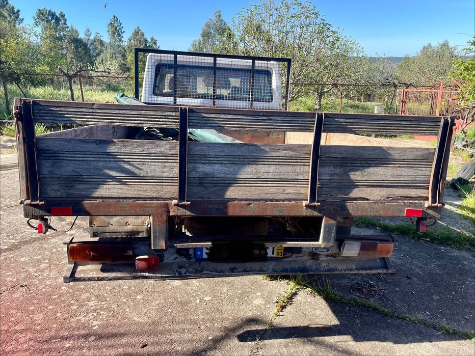 Ford Transit Cabine Dupla e Caixa Aberta