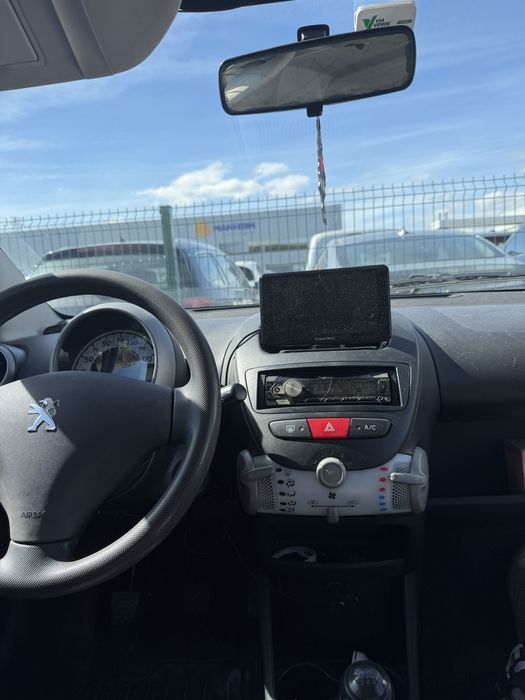 Peugeot 107 em bom estado — photo 5