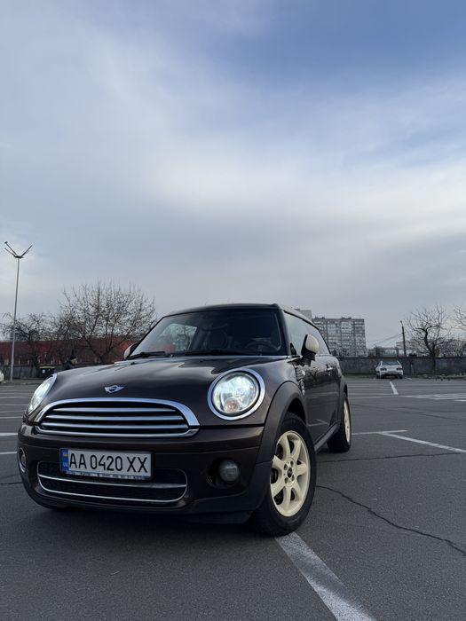 MINI Cooper Clubman