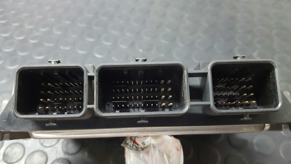 CENTRALINA DO MOTOR UCE RENAULT MEGANE II CLASSIC BERLINA CONFORT AUTHENTIQUE