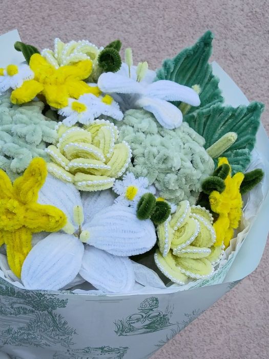 Букет з синельної проволоки