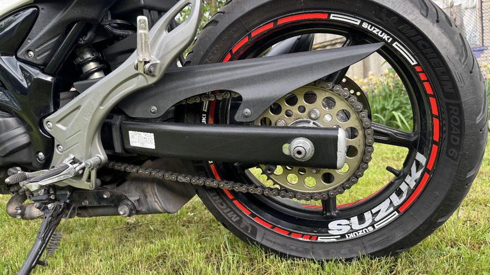 Suzuki gladius 400