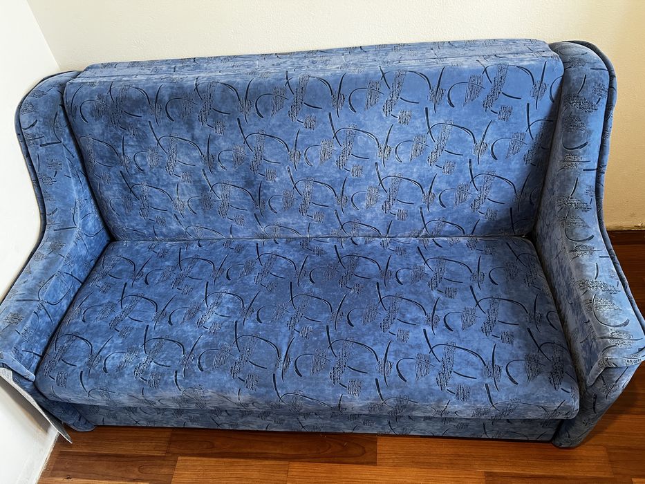 Продам диван викатний (розкладний)