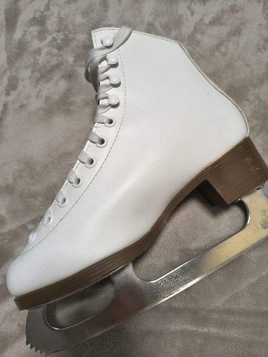 Łyżwy figurowe BladeRunner