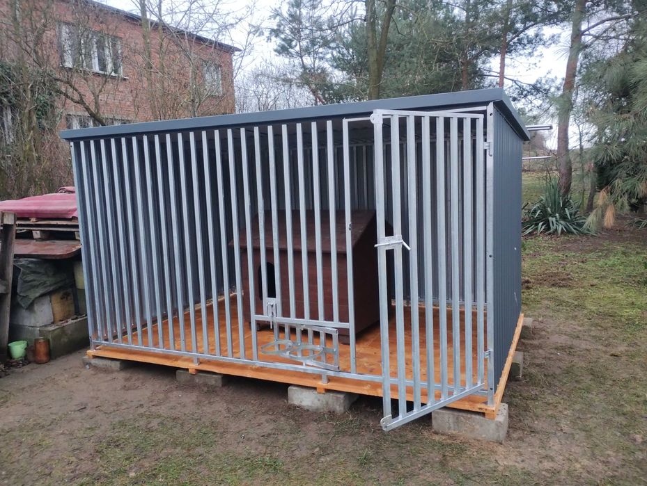 Kojec z podłogą 3x2. 4x2 , 4x3 Profil zamknięty ocynkowany. Solidny