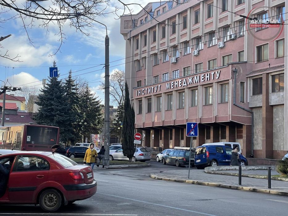 Без комісії.Оренда цілого поверху під офіс 624м2--і