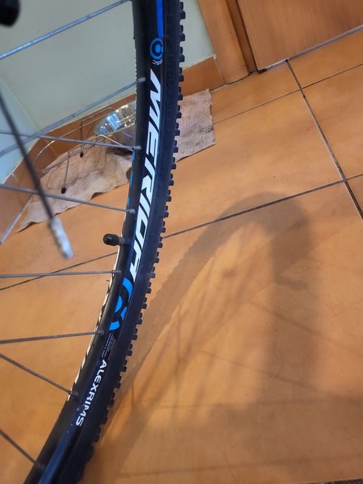 Rower trekingowy Merida z wyposazeniem