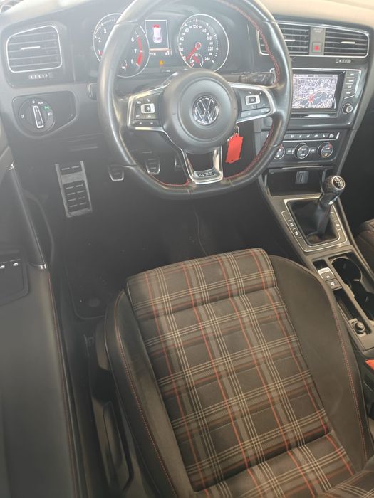 VW Golf