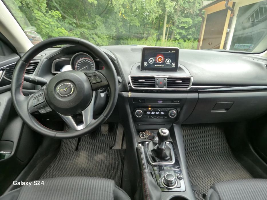 Mazda 3 Mazda 3 Skyactiv-D 150 KM Exclusive Line