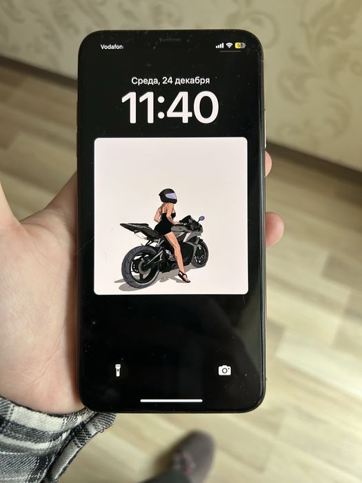 Продам iPhone XS Max