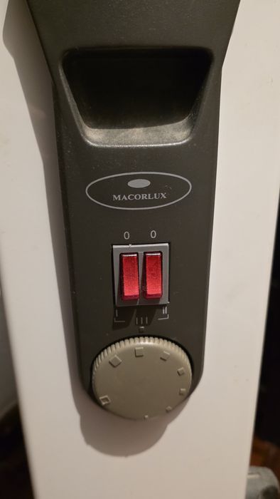 Aquecedor a óleo Macrolux