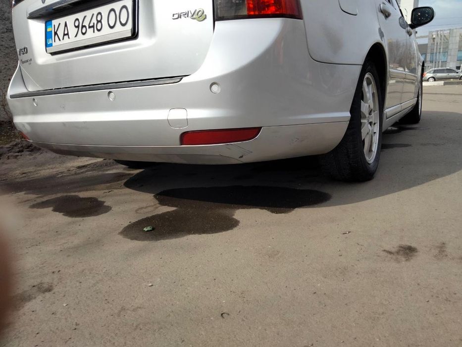 Продам автомобіль Volvo V50 1.6D2