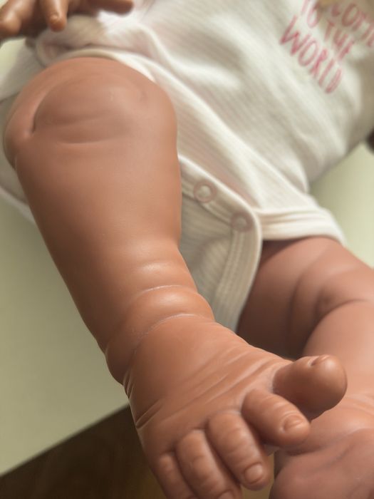 Boneco como novo.