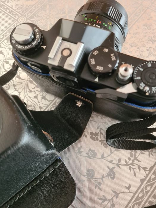 Aparat Zenit 12xp stan bardzo dobry z lampą