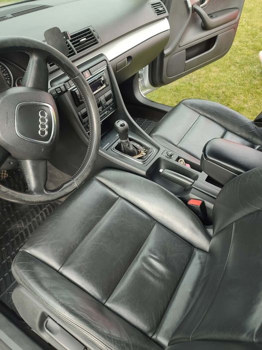 SprzedamAudi a4b7