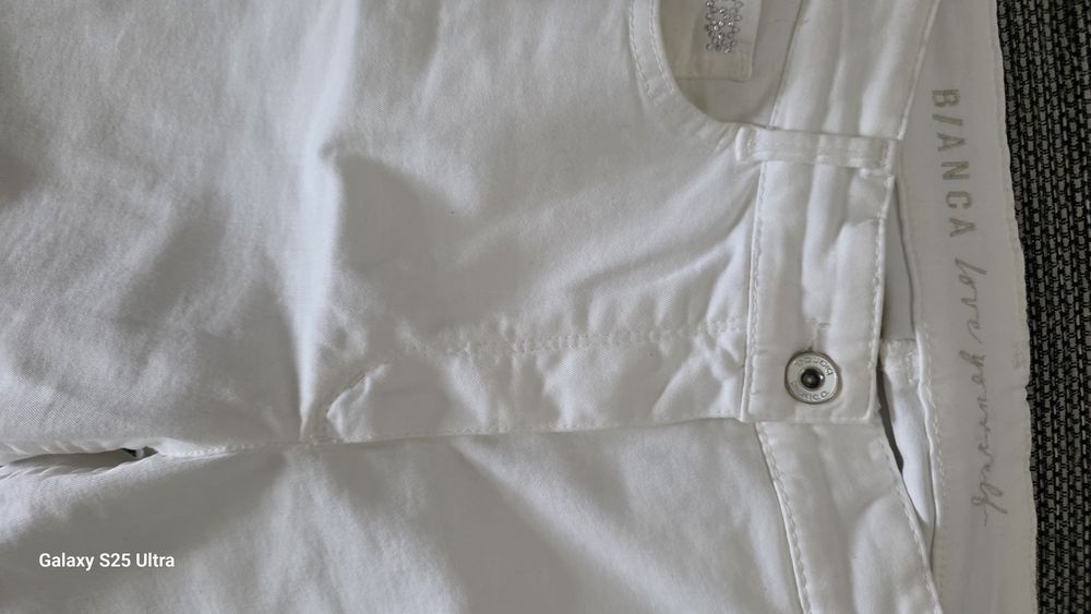 Białe jeansy 7/8 premium BIANCA „Love yourself”, roz. 42 (XL) – Stan idealny!