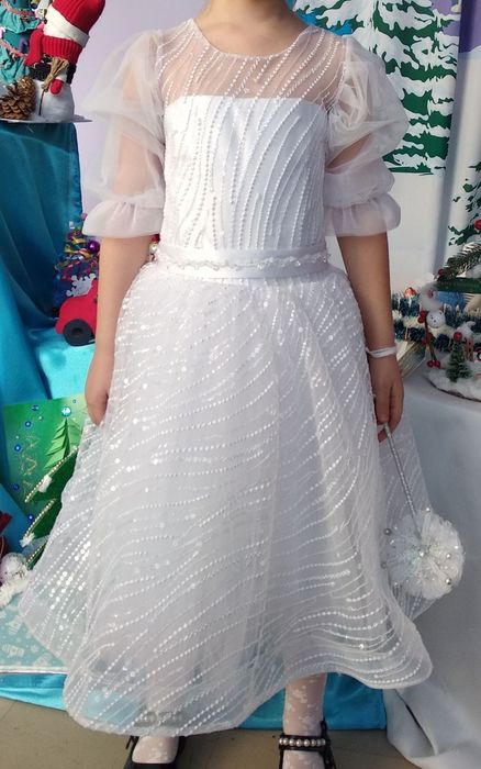 Святкова,нарядна,біла сукня,плаття р.122-128; нарядное платье 5-6лет