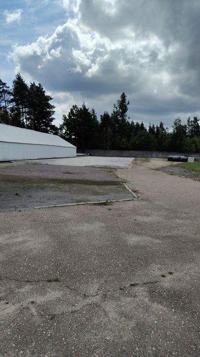 Magazyn ocieplany + teren przemysłowy jako baza  itp.