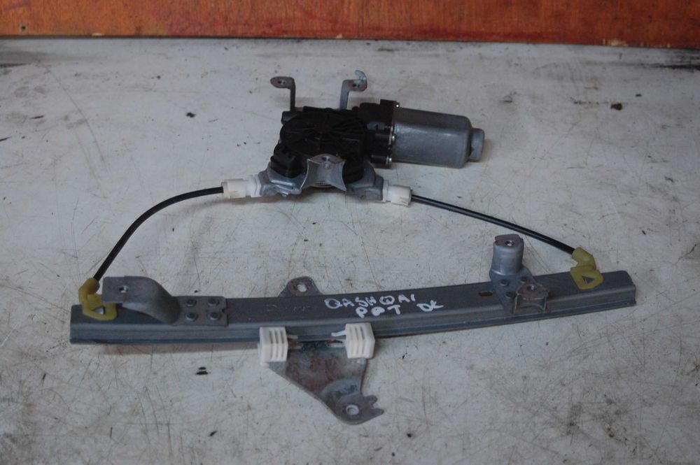 Podnośnik szyby LP/LT/PP/PT  Nissan Qashqai J10