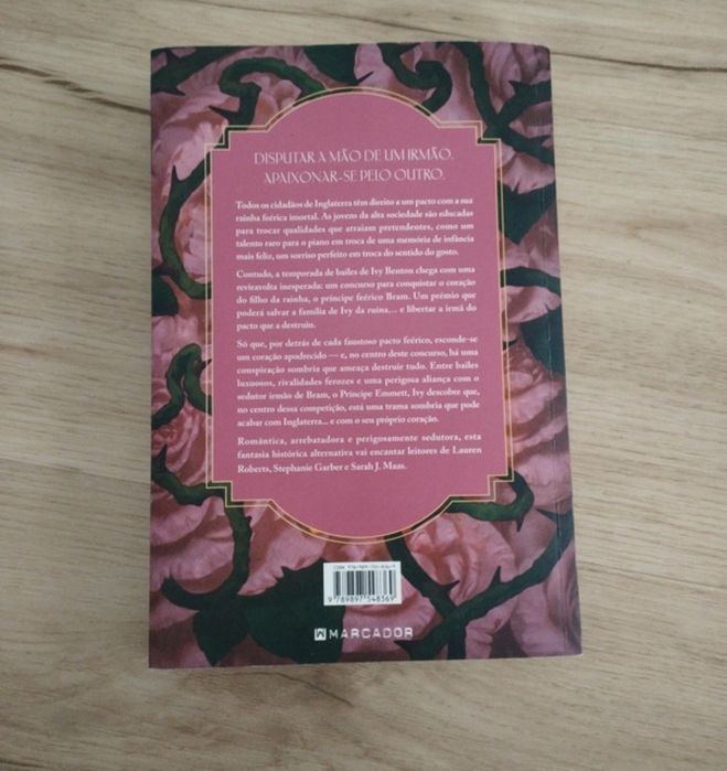 Livro "O Pacto das Rosas"
