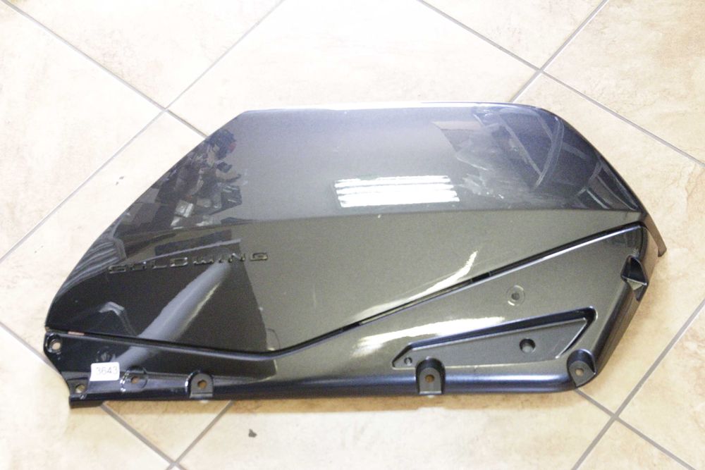 3643 Pokrywa kufra prawego, bok owiewka Honda Goldwing GL 1800 |2018+