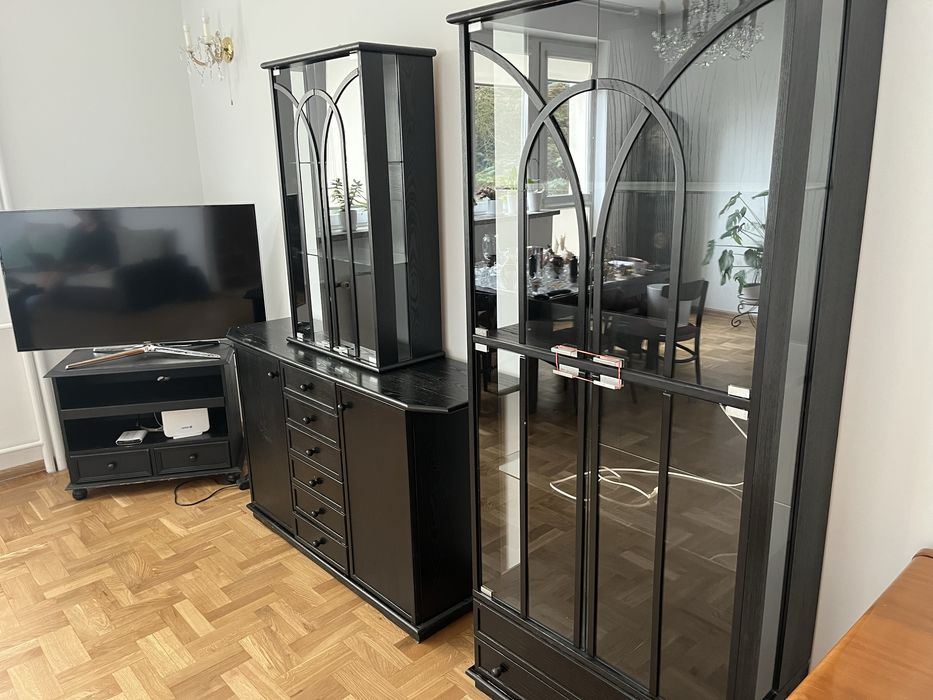 komplet mebli do salonu:  witryny , szafka/komoda i szafka pod telewizor czarny