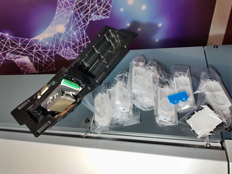 Ploter Tnąco-drukujący Mimaki CJV30-100 nowa głowica, gwarancja 12 m