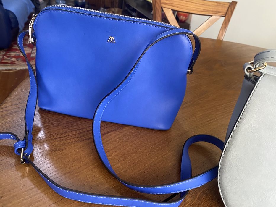 Malas pequenas novas azuis