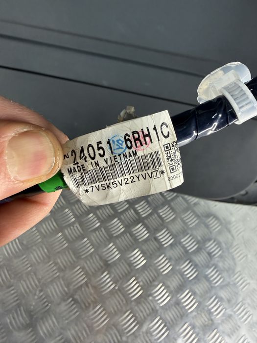 Б/У Кришка багажника Nissan Rogue T33 2024+ KH3 електро 90516-RH1С