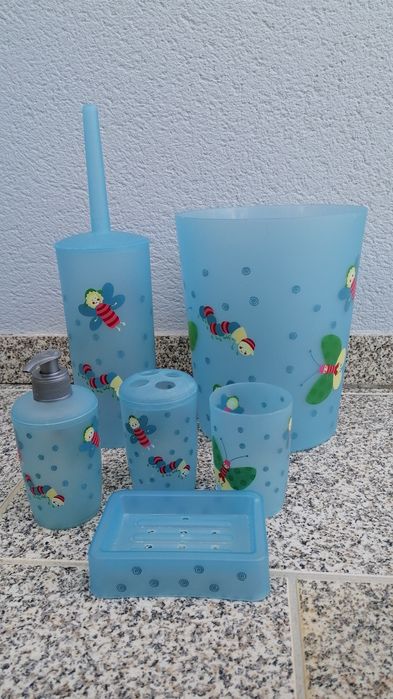 Conjunto de acessórios de casa de banho criança