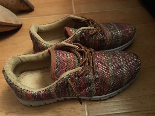 Sapatilhas Coloridas Brilhantes Nº 38