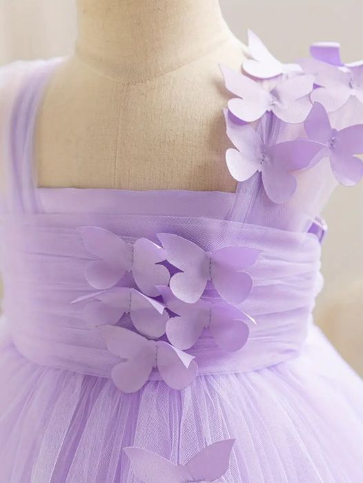 Нарядное платье на 3 года