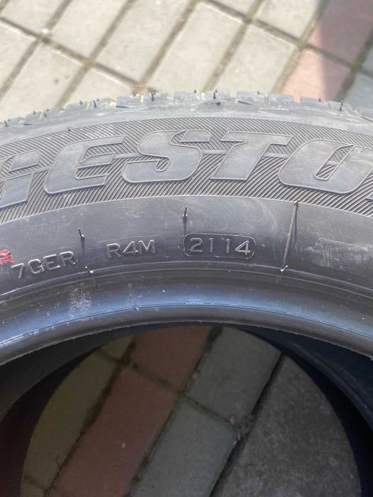 Шини BRIDGESTONE 215 60 R17