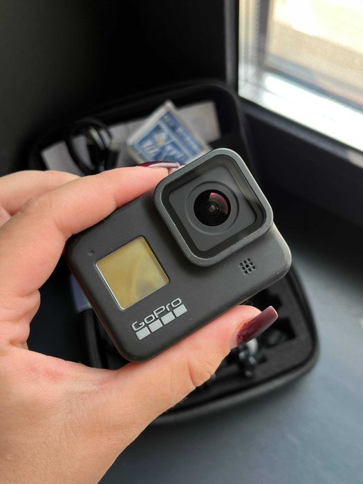 Екшн-камера GoPro Hero 8 з двома акумуляторами