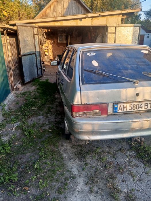 Продаеця ваз 2114 сів поїхав