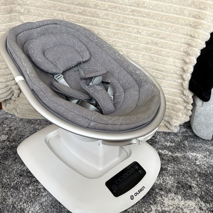 Дитячий заколисуючий центр