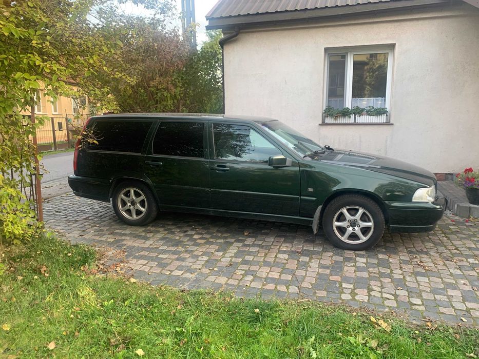 Volvo V70