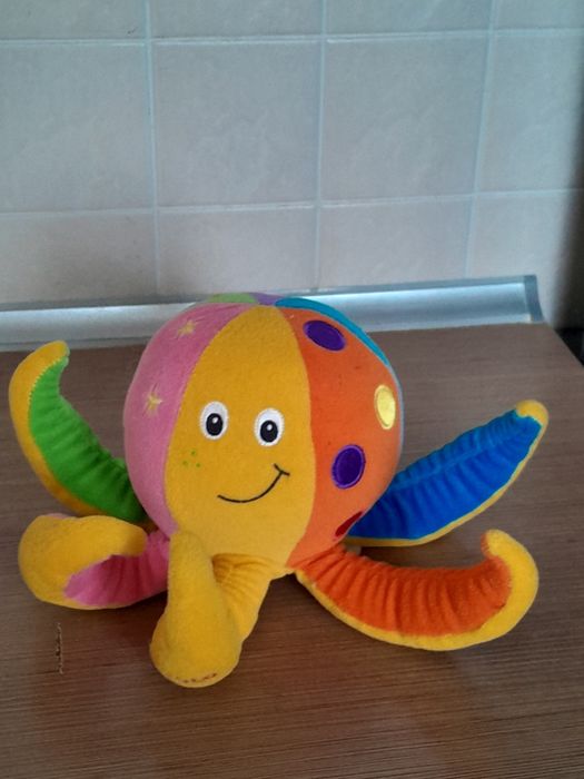 Продам іграшки Tolo