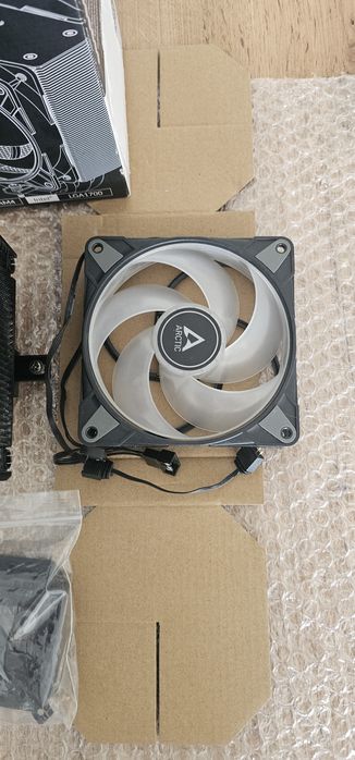 Arctic Freezer 36 A-RGB Black