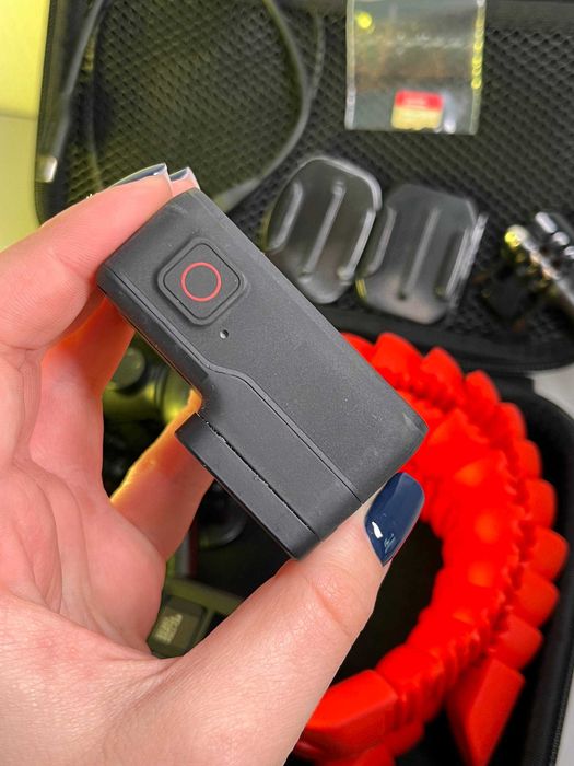 Екшн-камера GoPro Hero 7 black зі штативом