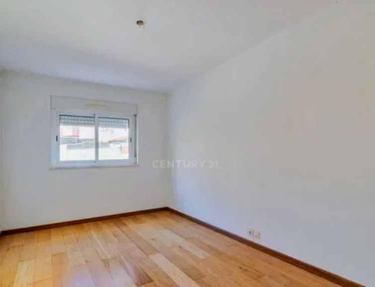 T3 Beato 3bed/2 Bath, novo, priv.condo, seg24, garagem, metro