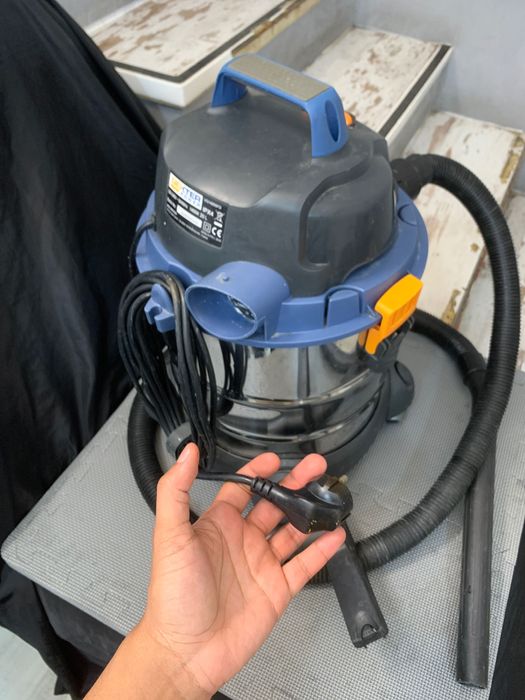 Aspirador Dexter 20L Usado mais bem conservado, alta qualidade! Lisboa
