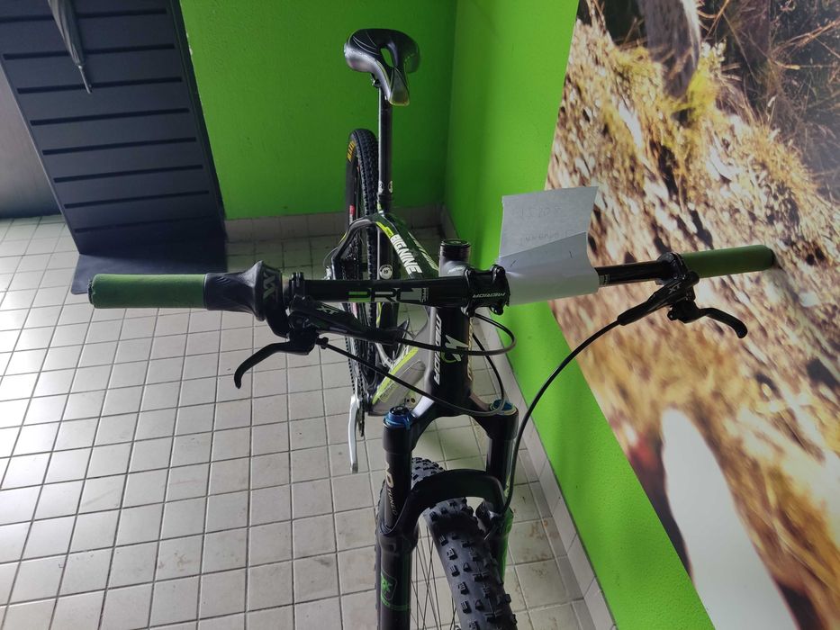 Merida 29 bem equipada super leve