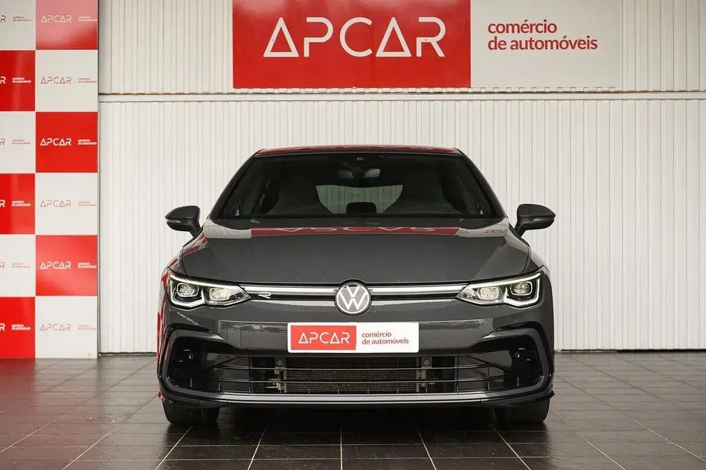 VW Golf 1.5 eTSI OPF DSG R-Line