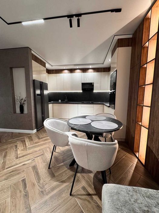 Оренда 1к квартири з терасою, Avalon Чорновола, перша здача, 1200$